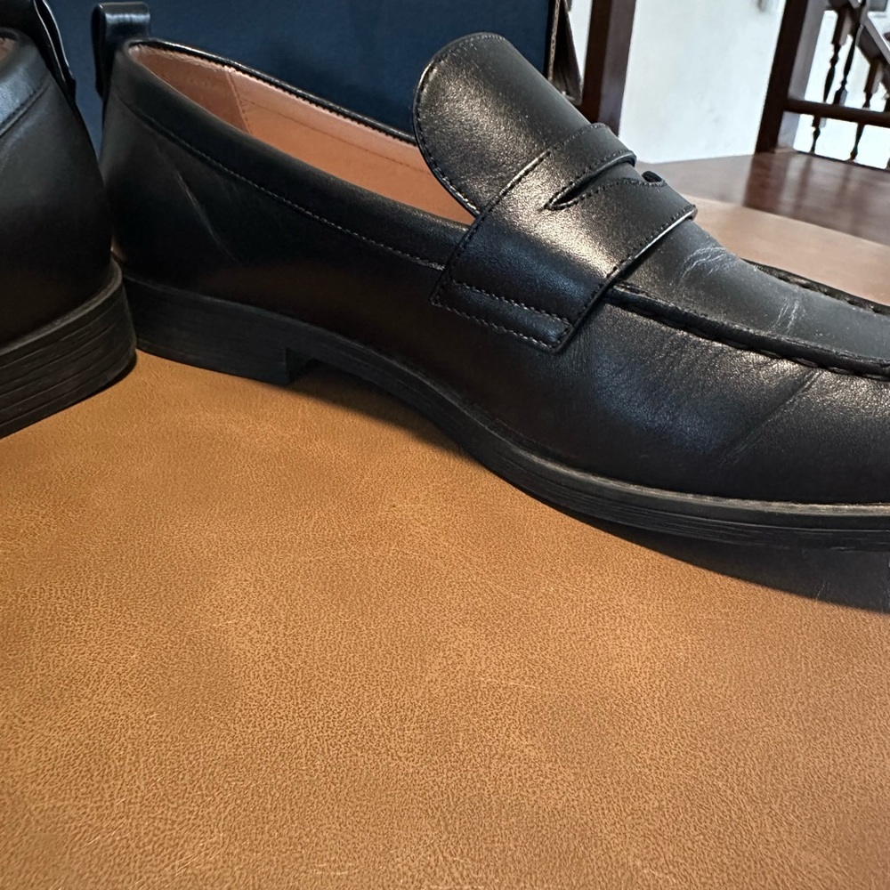 Cole Haan Classic Black Leather Loafers - Picture 7 of 8